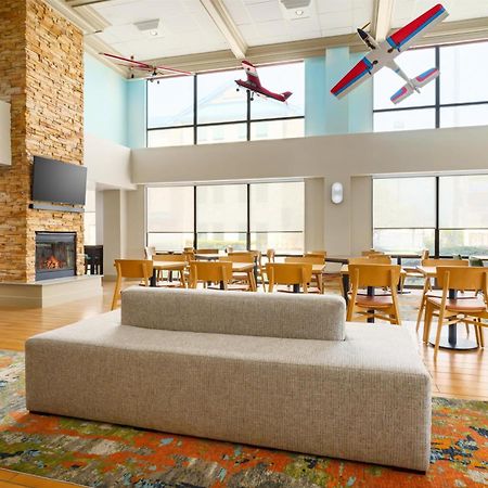 Hampton Inn Chicago-Midway Airport Bedford Park Exterior foto